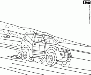 Colora Un fuoristrada su terreno sabbioso