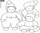 Tre i bambini piccoli. Terzine con vestiti caldi