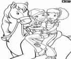 Holly Hobbie e Carrie cavalcando il cavallo della sua amica Amy